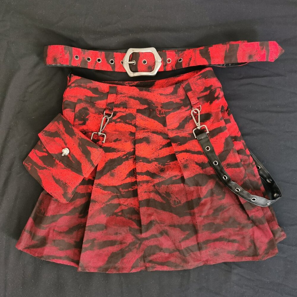 Dip-dye Pleated Skirt with Belt, Punk Rave, XS